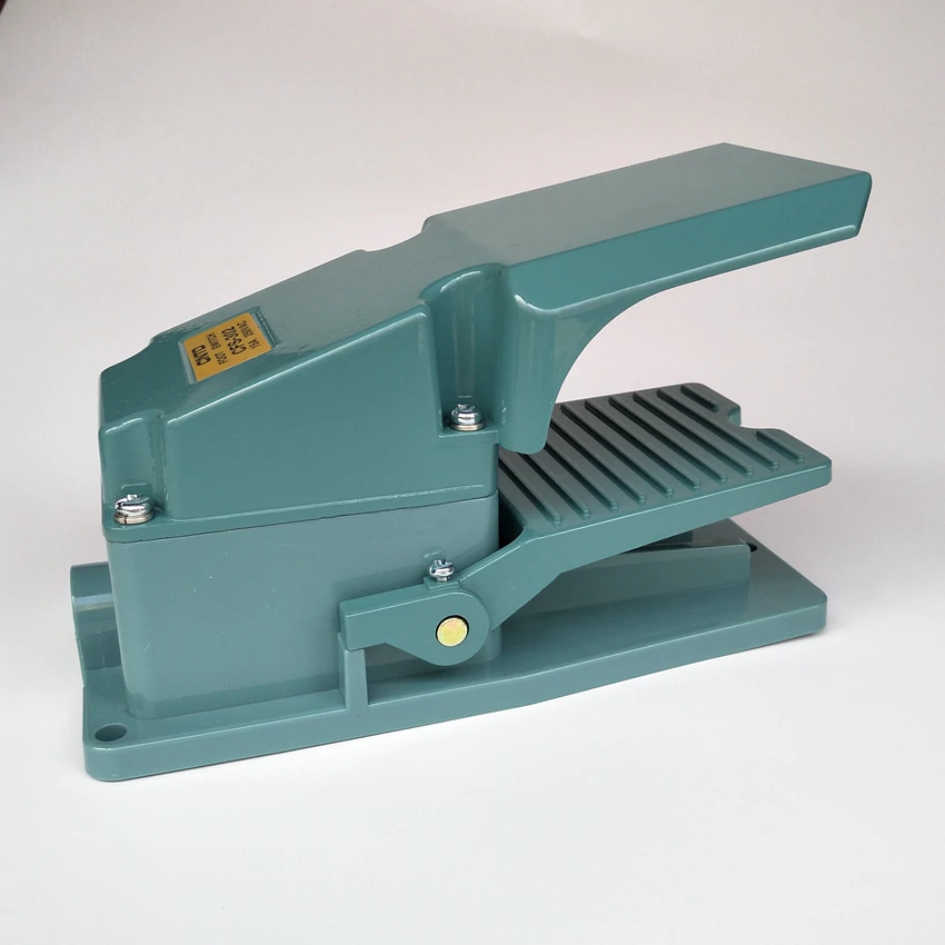 BÀN ĐẠP CNTD CFS-302