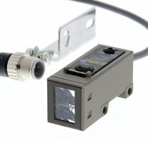 /UserUpload/Product/cam-bien-quang-omron-e3s-cd11-m1j-0-3m.jpg